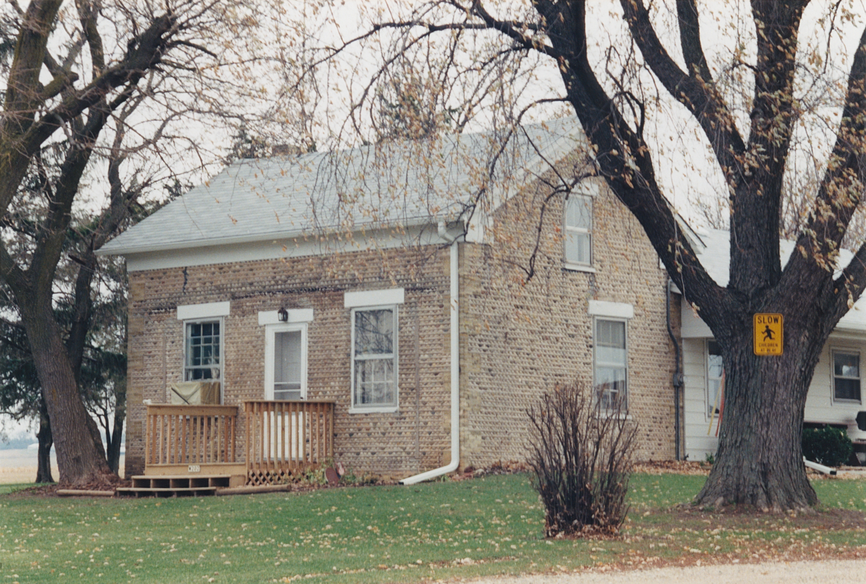 Wal-2 W202 County Trunk JS 2